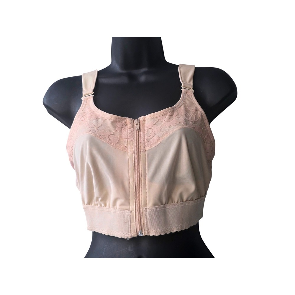 Isavela Women Beige Lace Front‎ Zip Compression Bra 30-32 C/D Surgical Support